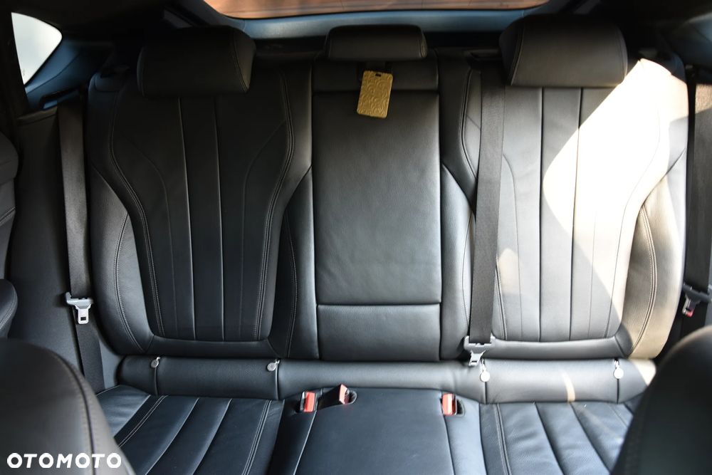 BMW X6 xDrive40d M Sport - 12