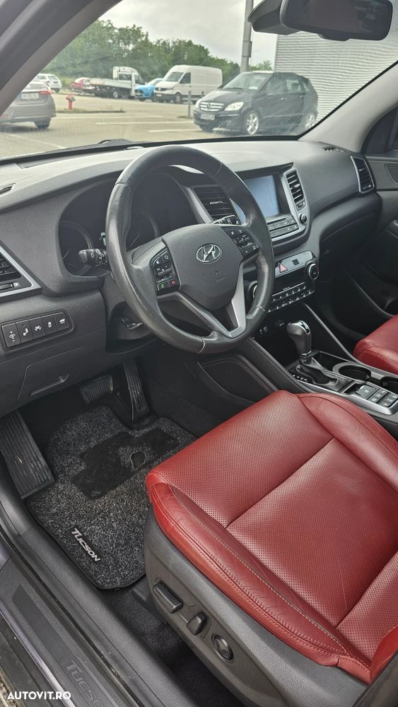 Hyundai Tucson 2.0 CRDI 4WD Automatik Premium - 17