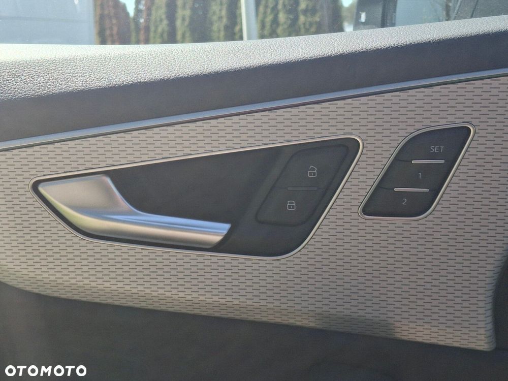 Audi Q8 - 31