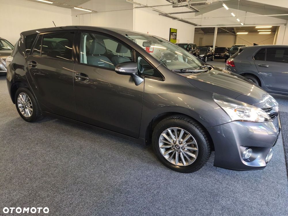 Toyota Verso - 3