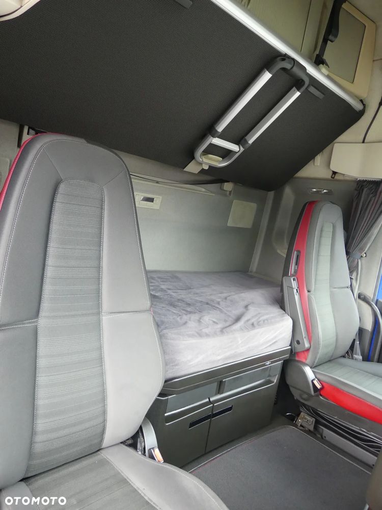 Volvo FH4 460 / EURO 6 / AUTOMAT / HYDRAULIKA / XL / - 24