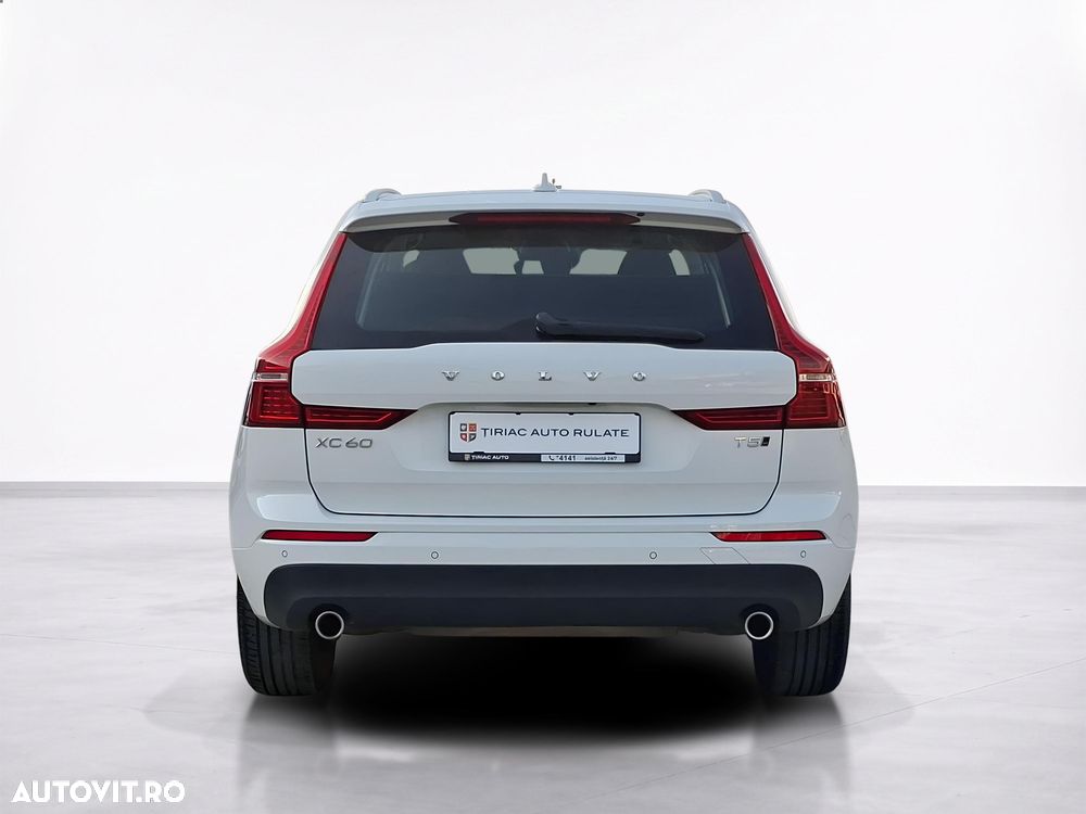 Volvo XC 60 T5 AWD Momentum - 6