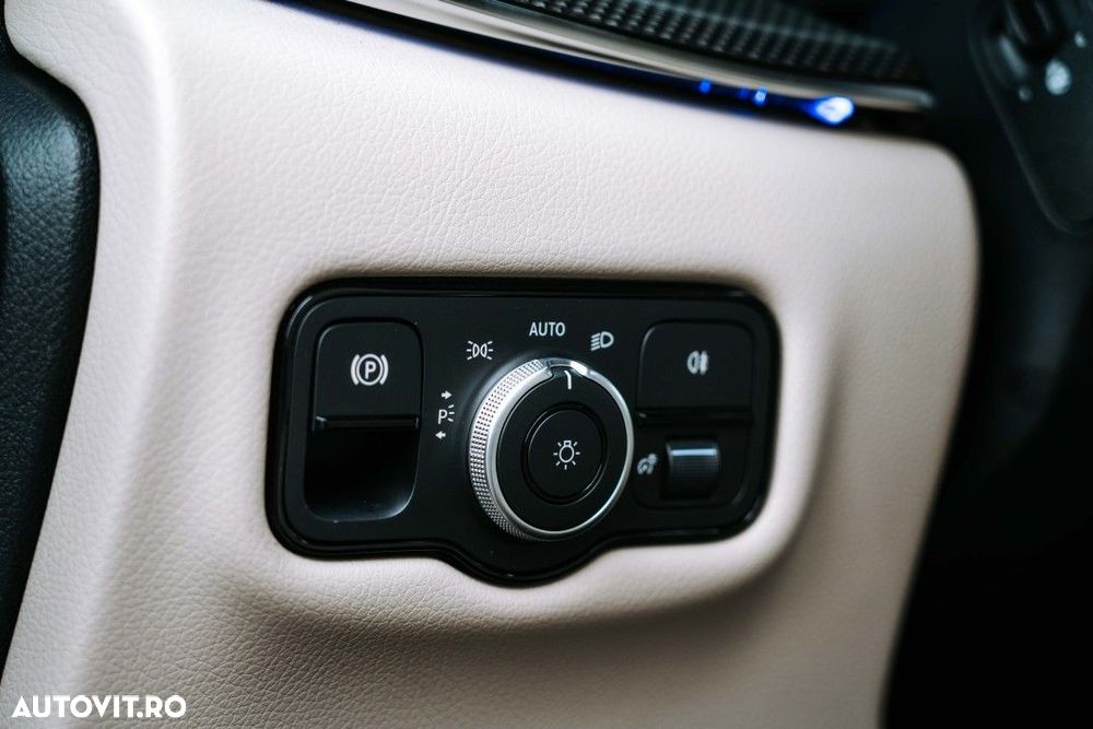 Mercedes-Benz V - 19