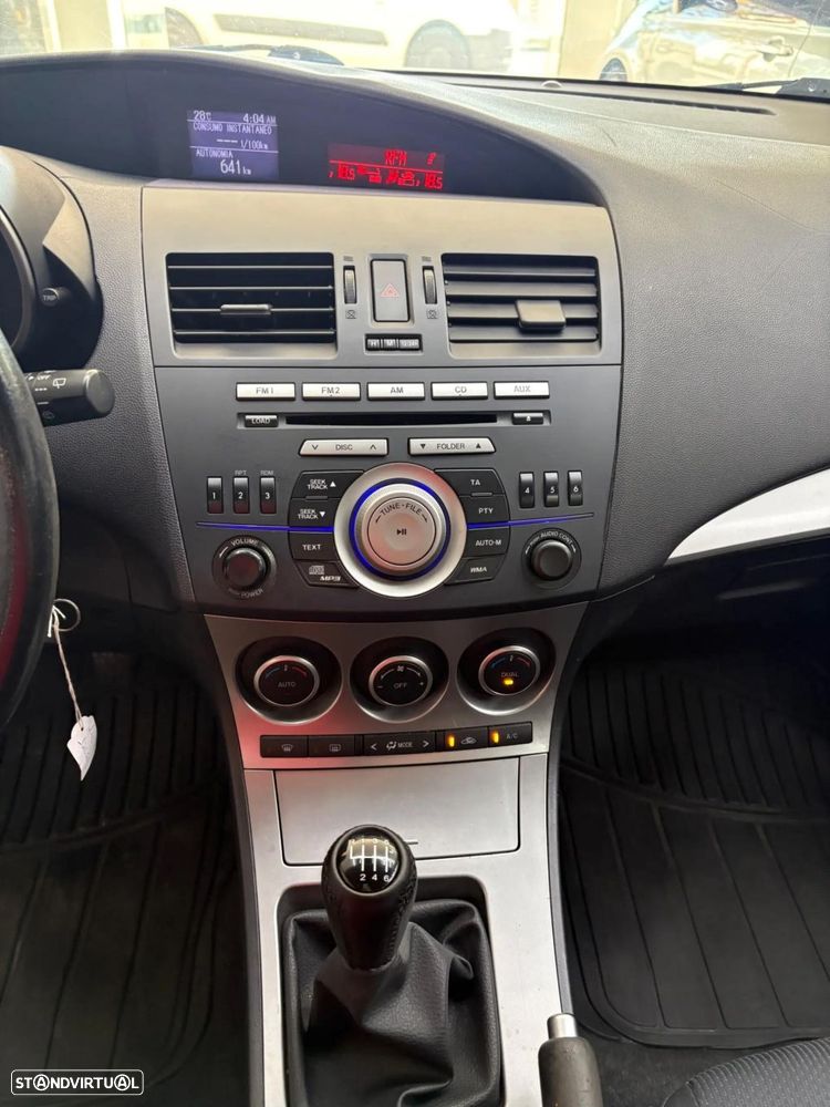 Mazda 3 Hatchback MZ-CD 1.6 Sport - 21