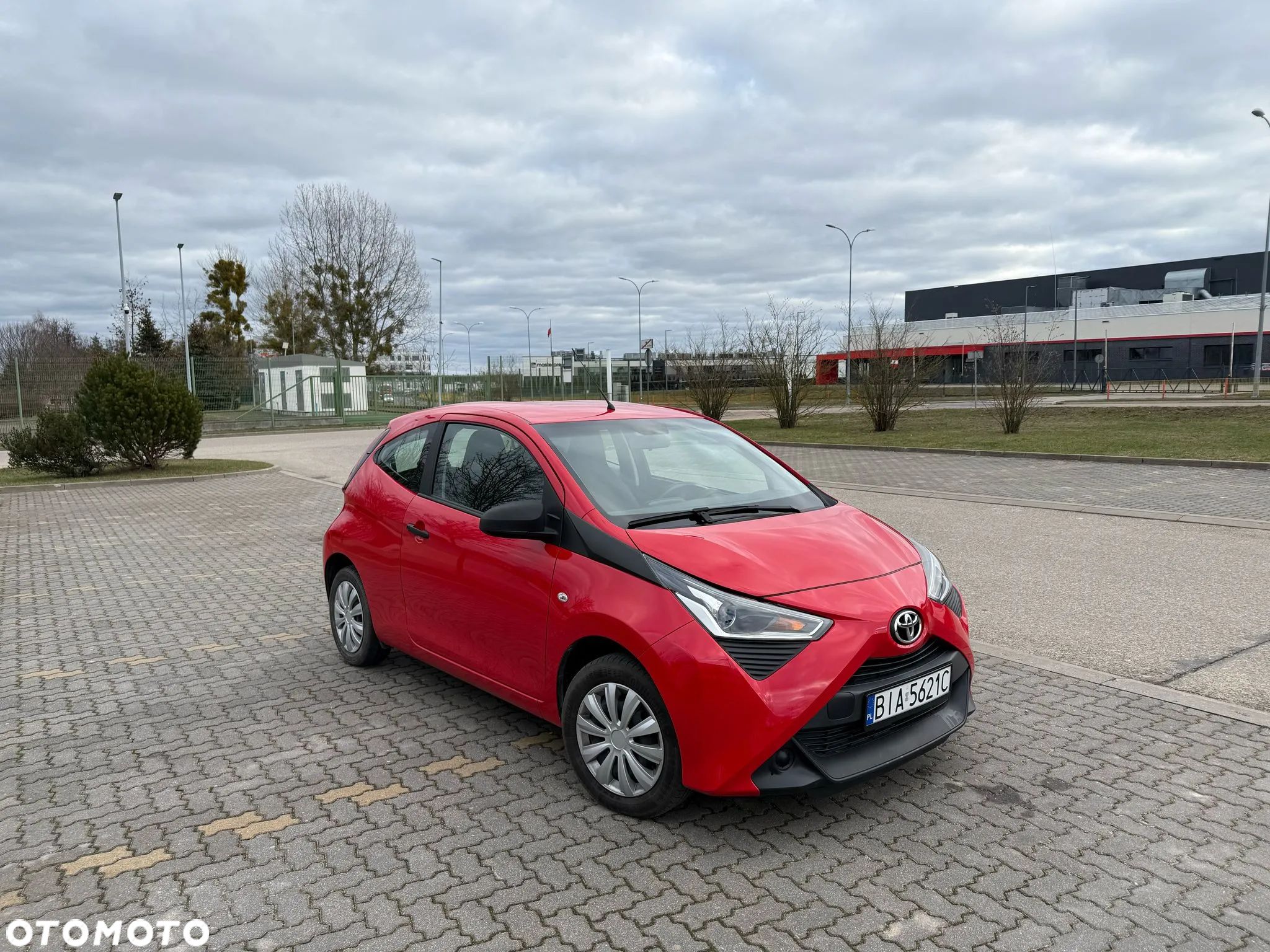 Toyota Aygo x-play - 1