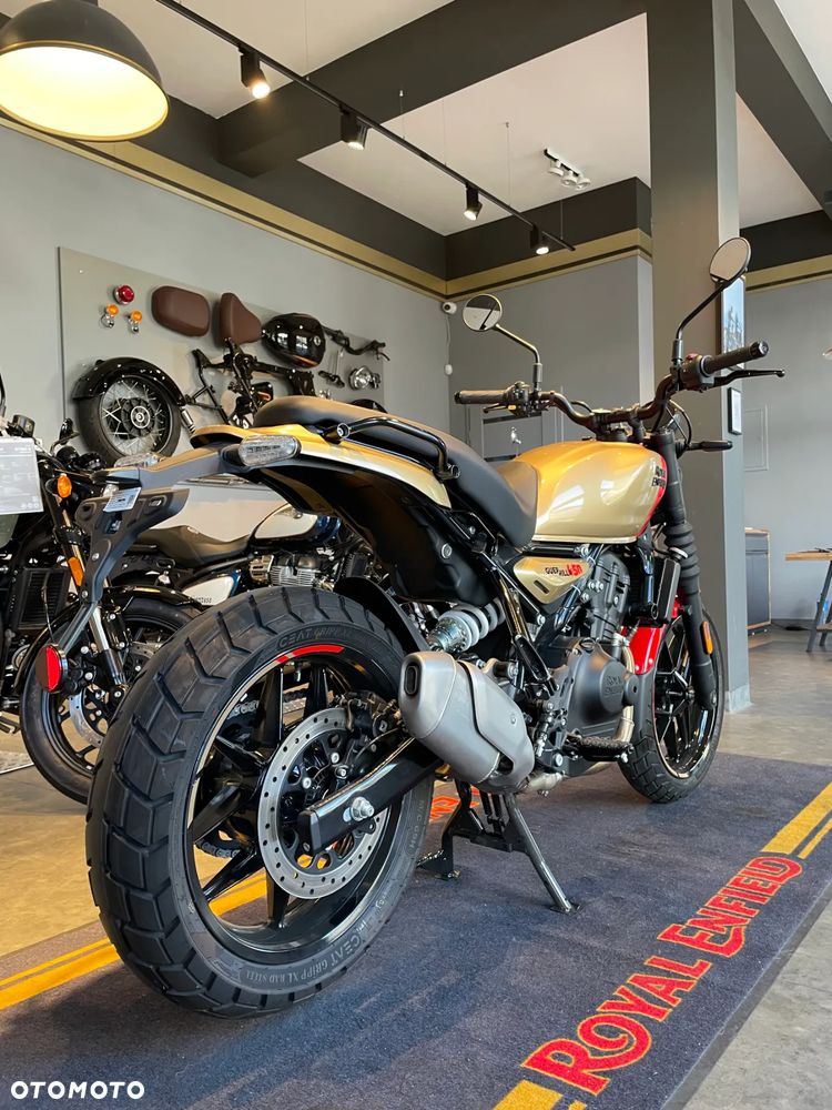 Royal Enfield Guerrilla - 6