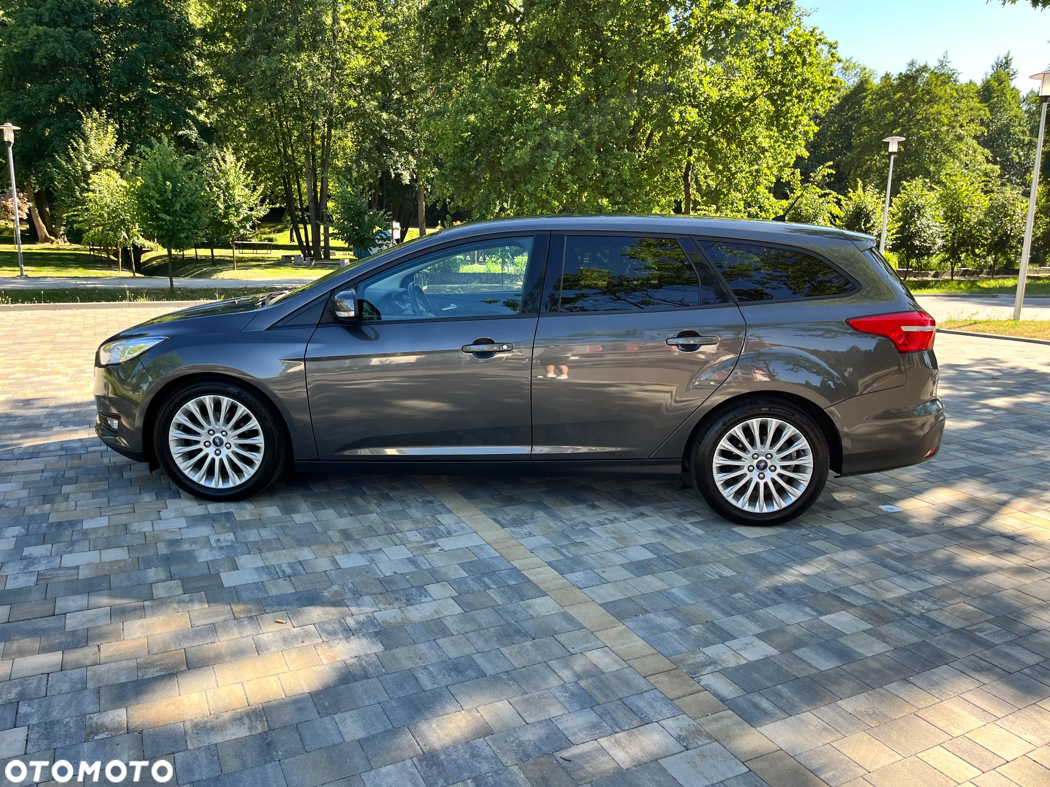 Ford Focus 1.0 EcoBoost Start-Stopp-System Business Edition - 8