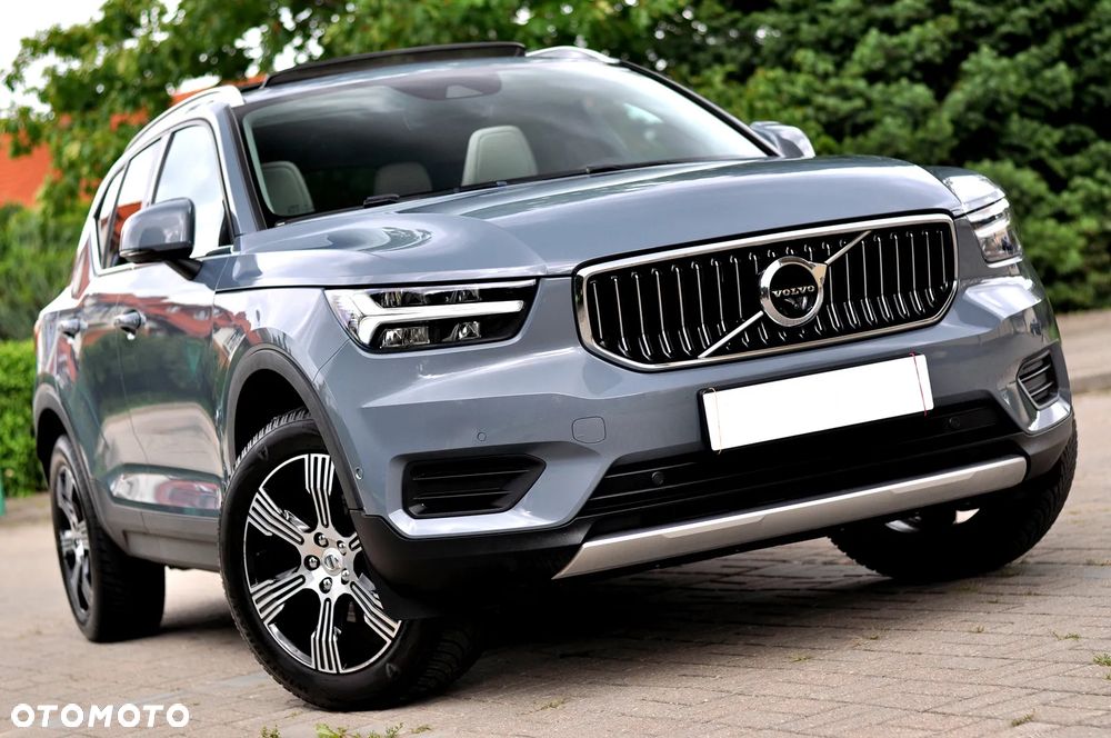 Volvo XC 40 T3 R-Design - 1