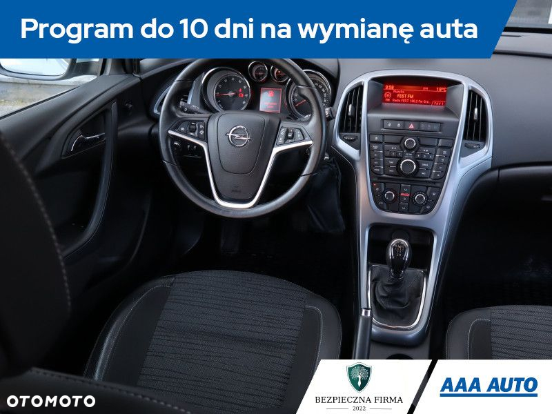 Opel Astra - 8