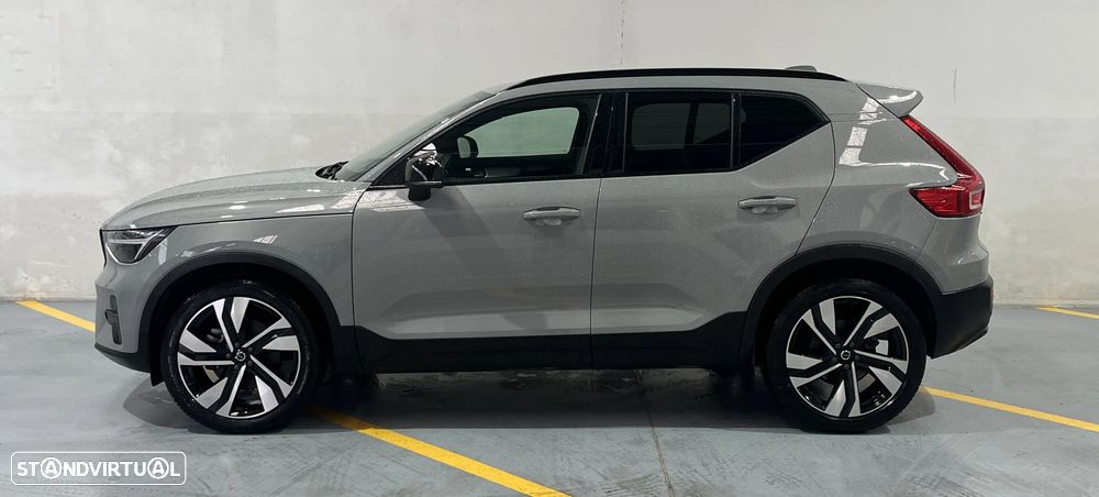Volvo XC 40 2.0 B3 Plus Dark - 8