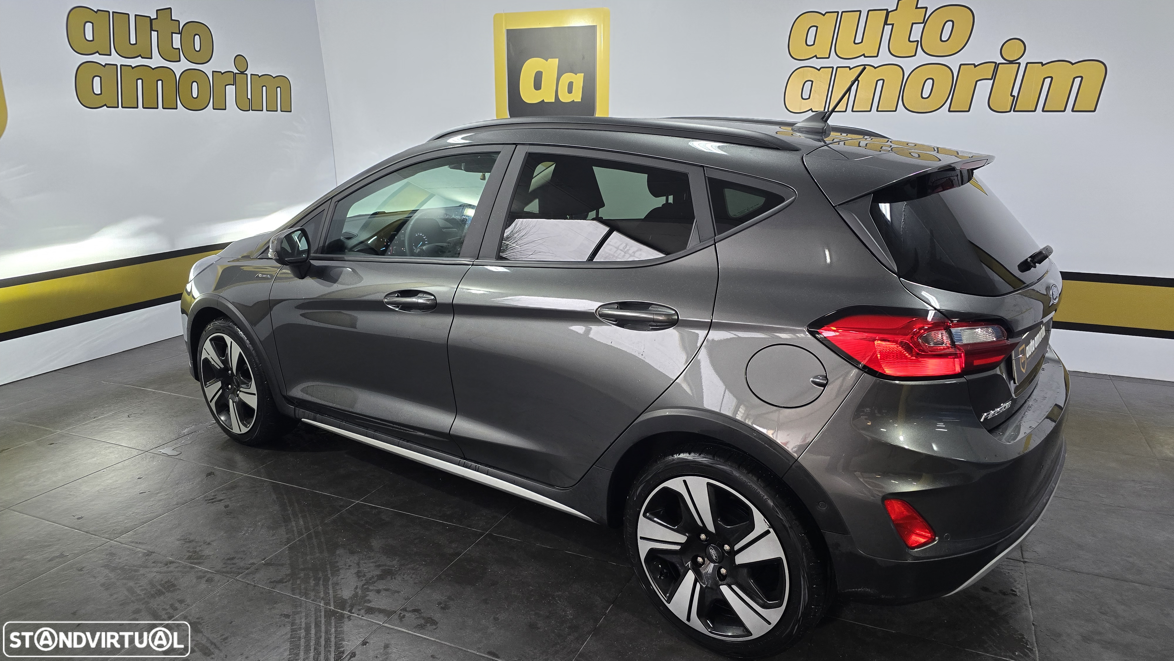 Ford Fiesta 1.0 EcoBoost MHEV Active X - 11