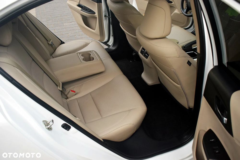 Honda Accord - 7