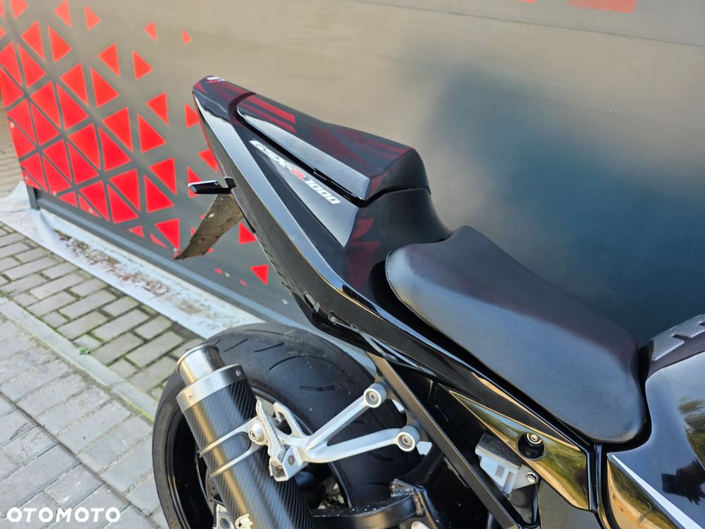Suzuki GSX-R - 23
