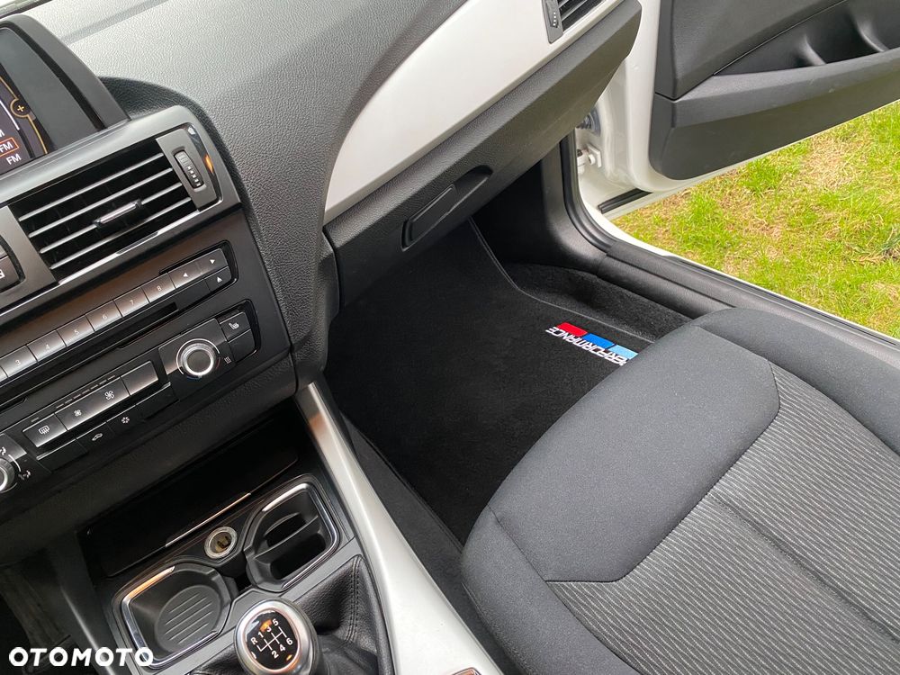 BMW Seria 1 118i - 19