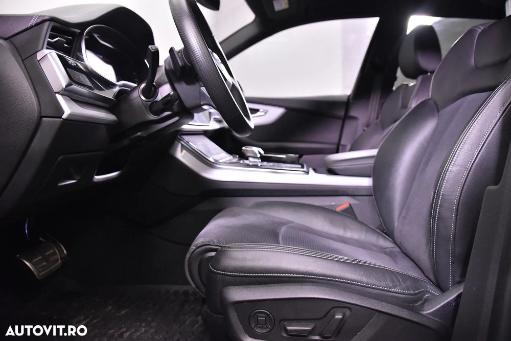 Audi Q8 60 TFSIe quattro tiptronic - 22