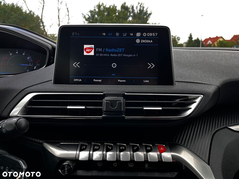 Peugeot 3008 PureTech 130 Stop & Start GPF EAT8 Active Pack - 27