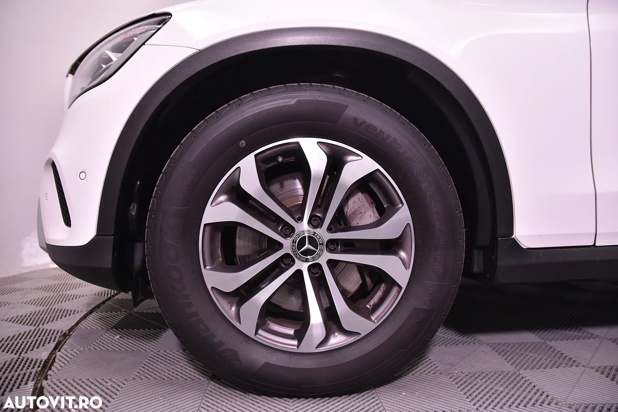 Mercedes-Benz GLC 220 d 4MATIC - 13