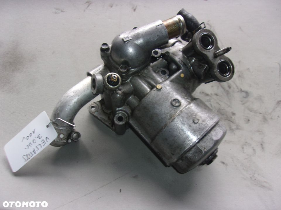PODSTAWA FILTRA OLEJOWEGO RENAULT VEL SATIS 3.0 - 1