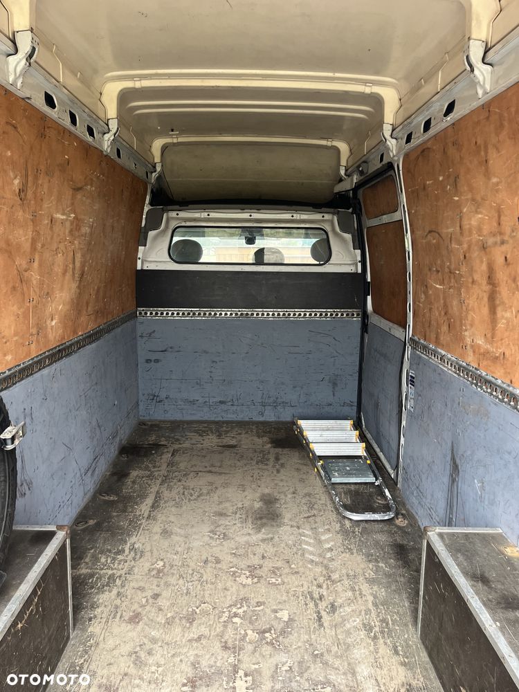 Nissan INTERSTAR - 21