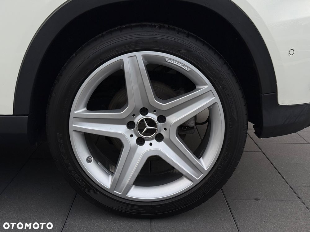 Mercedes-Benz GLA 200 AMG Line - 12