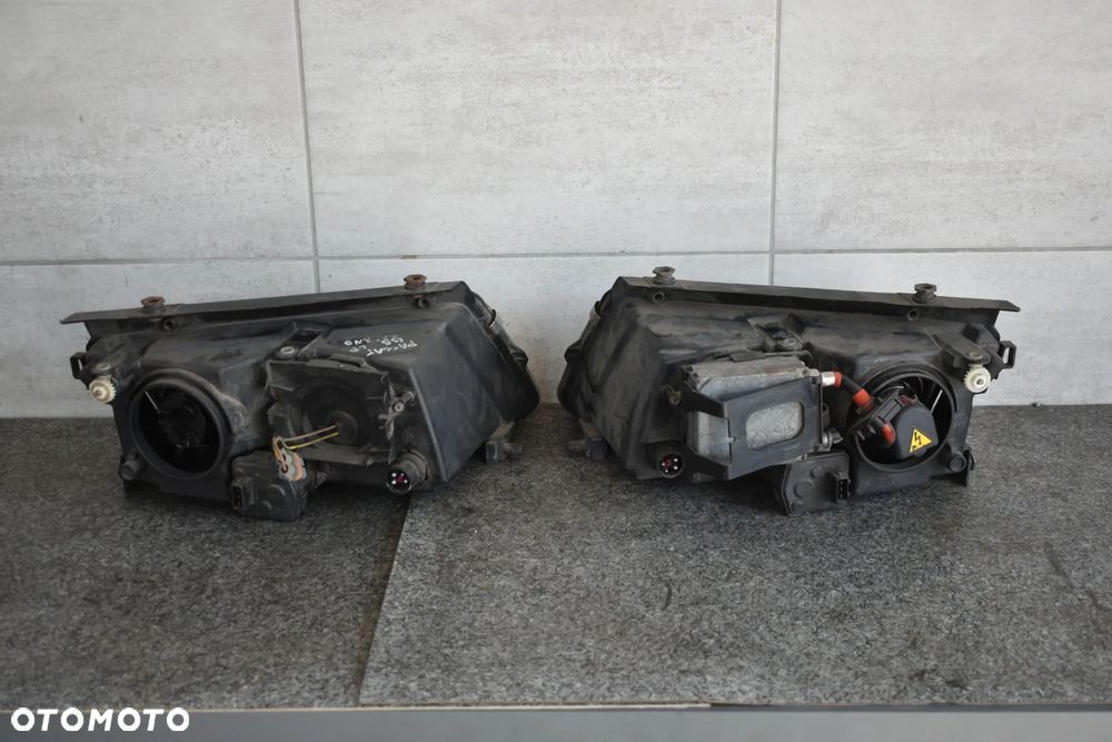 LAMPA LAMPY PRZÓD PASSAT B5 XENON HELLA - 6