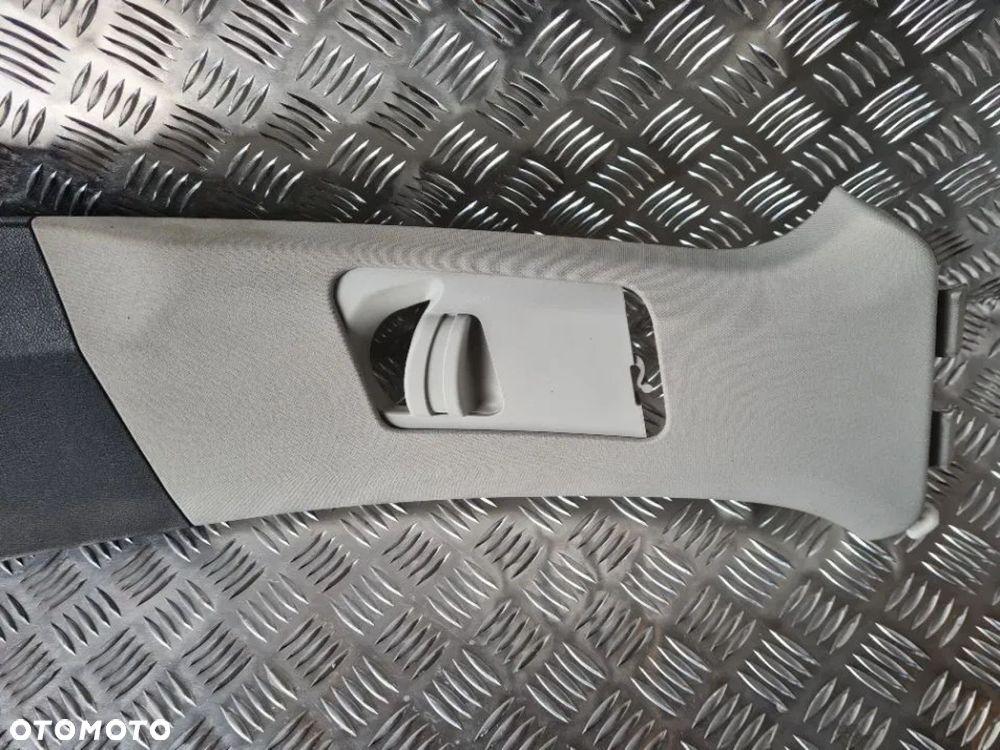 VW TOUAREG 7P 10-18R SŁUPEK B PRAWY TAPICERKA 7l6867240 - 3