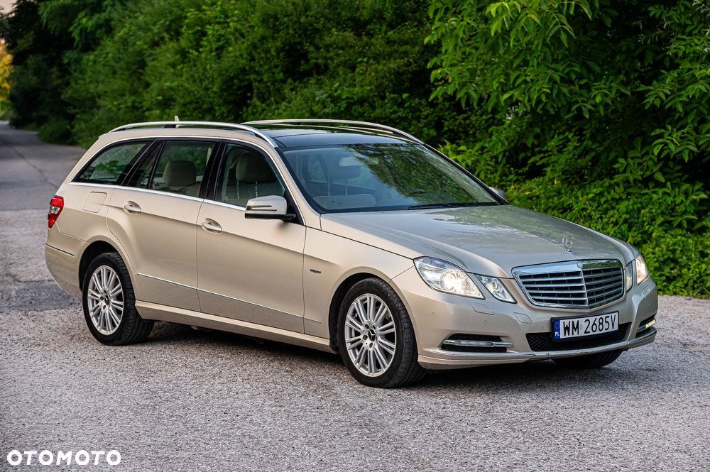 Mercedes-Benz Klasa E 350 CDI BlueEff - 25