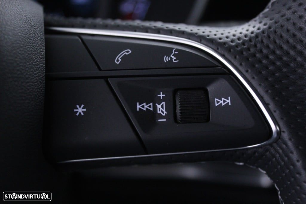 Audi Q3 Sportback 45 TFSIe S line S tronic - 22