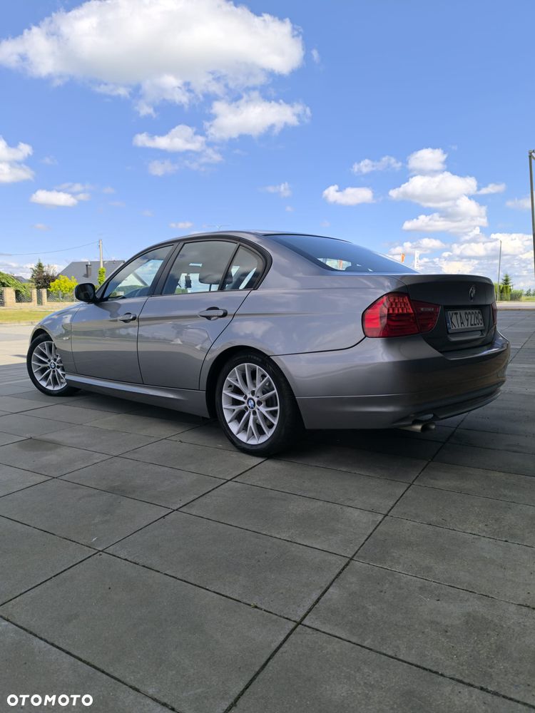 BMW Seria 3 316d - 6