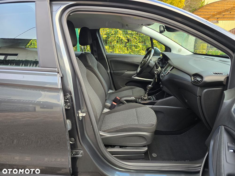 Opel Crossland X - 32