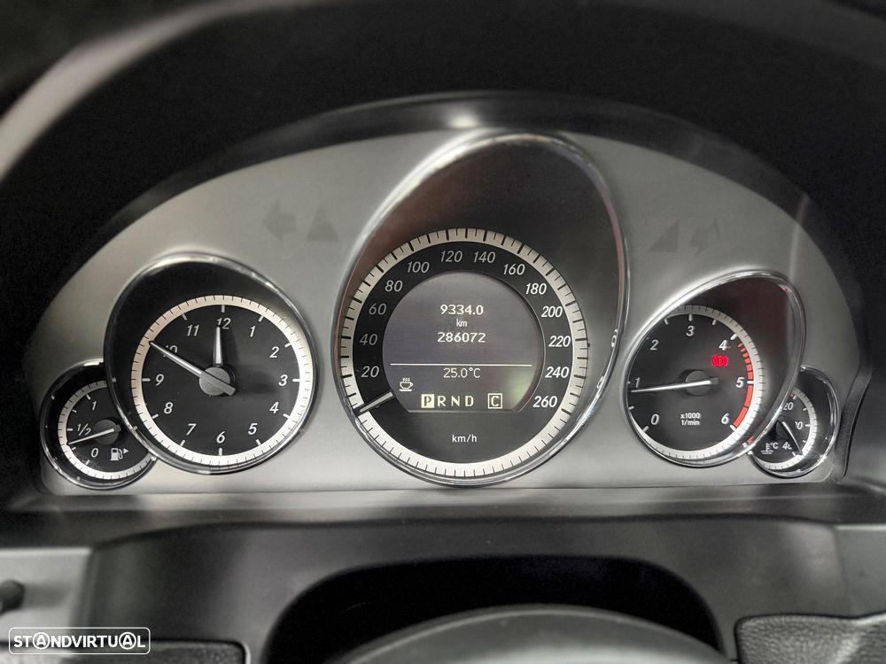 Mercedes-Benz E 250 CDi Avantgarde BlueEfficiency Auto. - 15