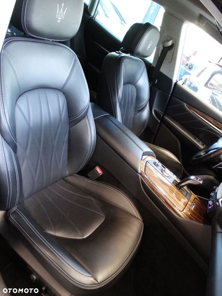 Maserati Levante - 32