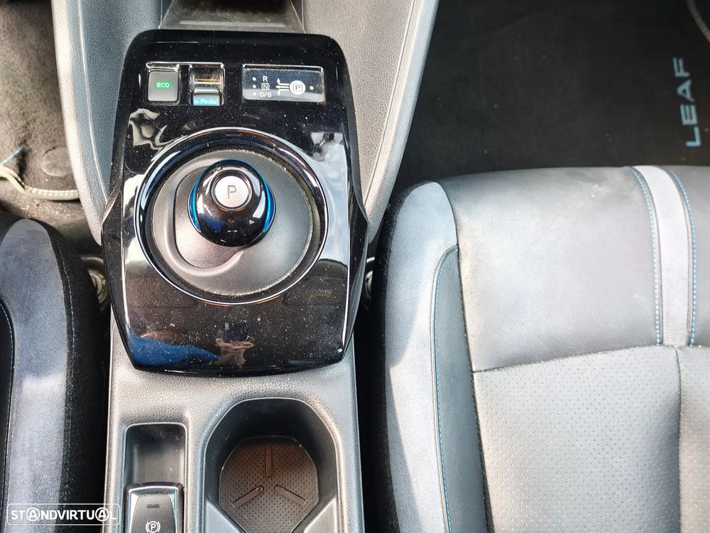 Nissan Leaf - 10