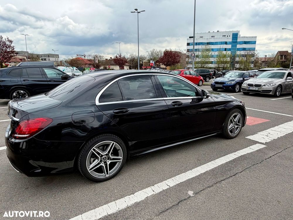 Mercedes-Benz C 300 e 9G-TRONIC AMG Line - 4