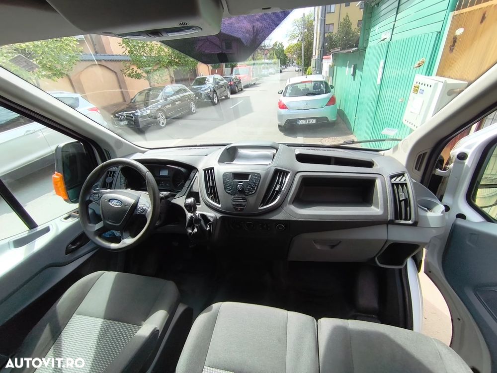 Ford Transit - 12