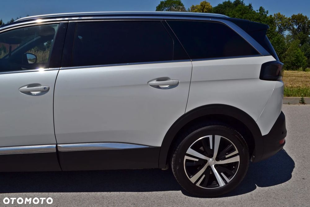 Peugeot 5008 - 9