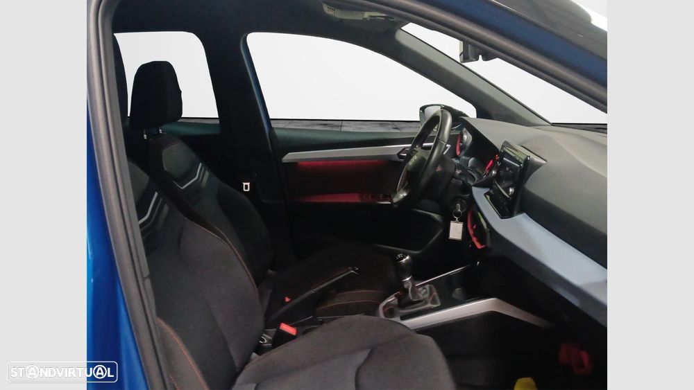 SEAT Arona 1.0 TSI FR - 12