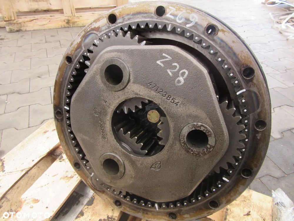 Zwolnica układ planetarny obudowa New Holland T6020 Delta - 4