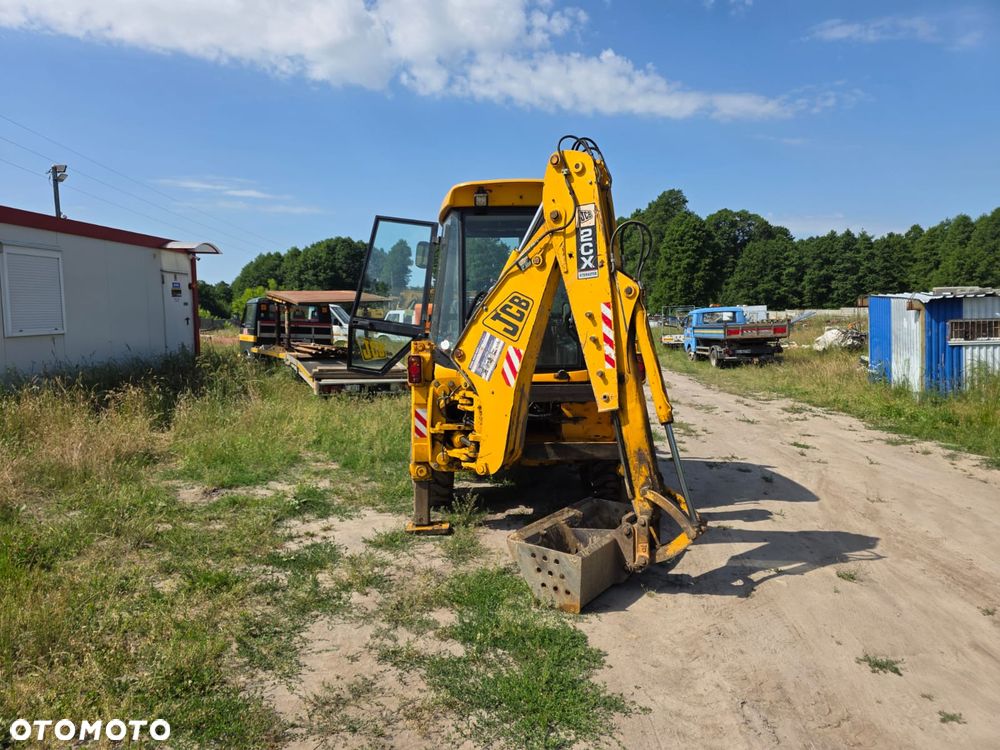 JCB 2CX - 4
