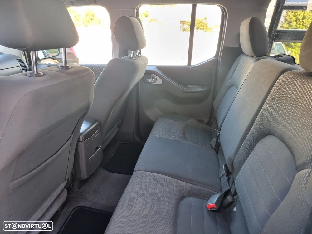 Nissan Navara 2.5 dCi CD LE 4WD - 18