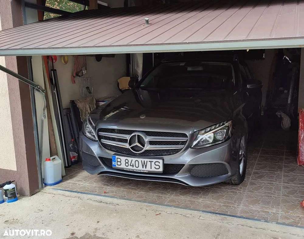 Mercedes-Benz C 220 d T 9G-TRONIC Avantgarde - 2