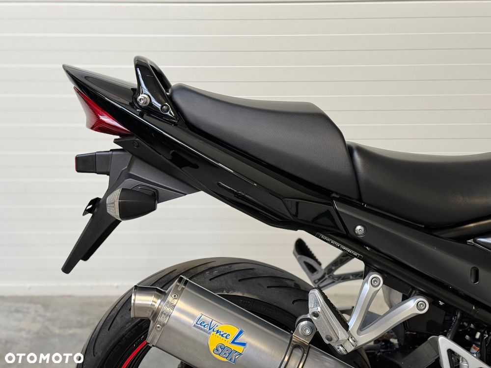 Suzuki Bandit - 19