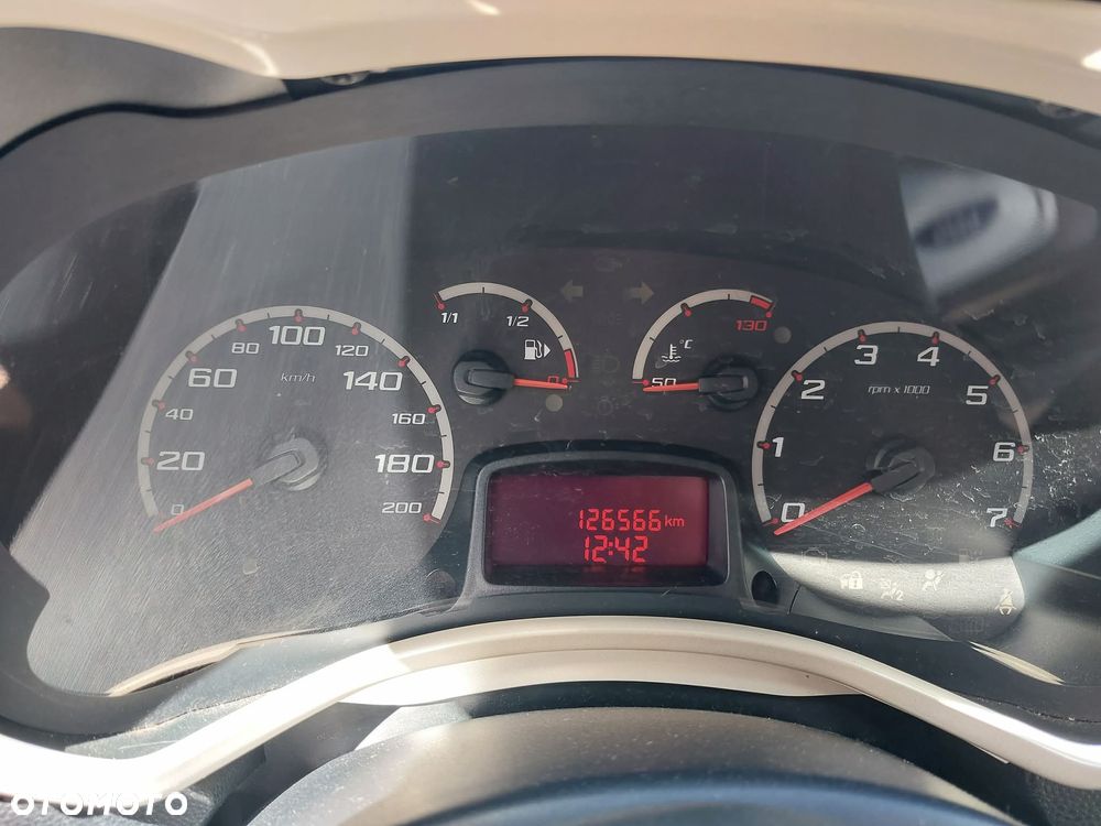 Ford KA 1.2 Ambiente - 11
