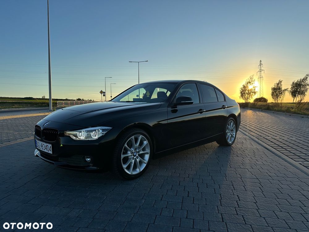 BMW Seria 3 320i - 2