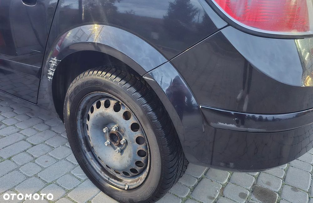 Opel Astra III 1.9 CDTI Enjoy - 16