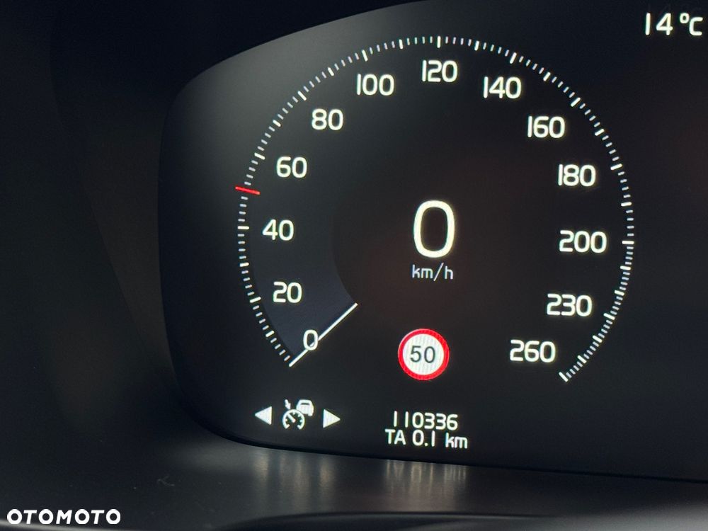 Volvo V90 D4 Momentum - 11