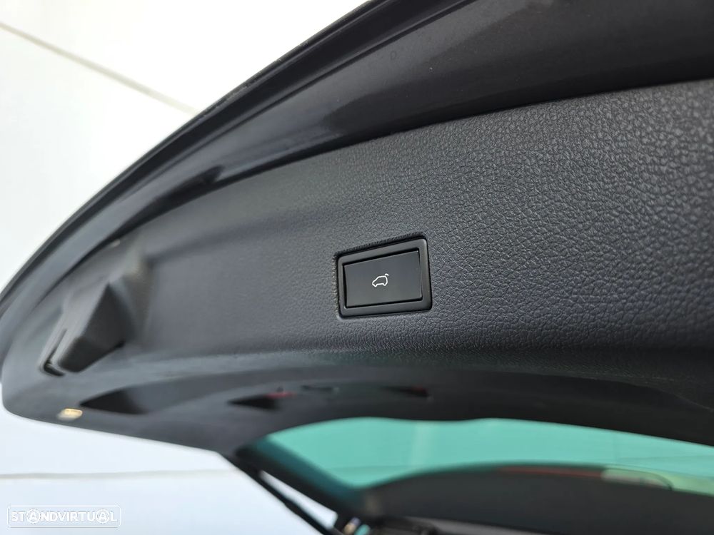 VW Sharan 2.0 TDI Highline DSG - 47