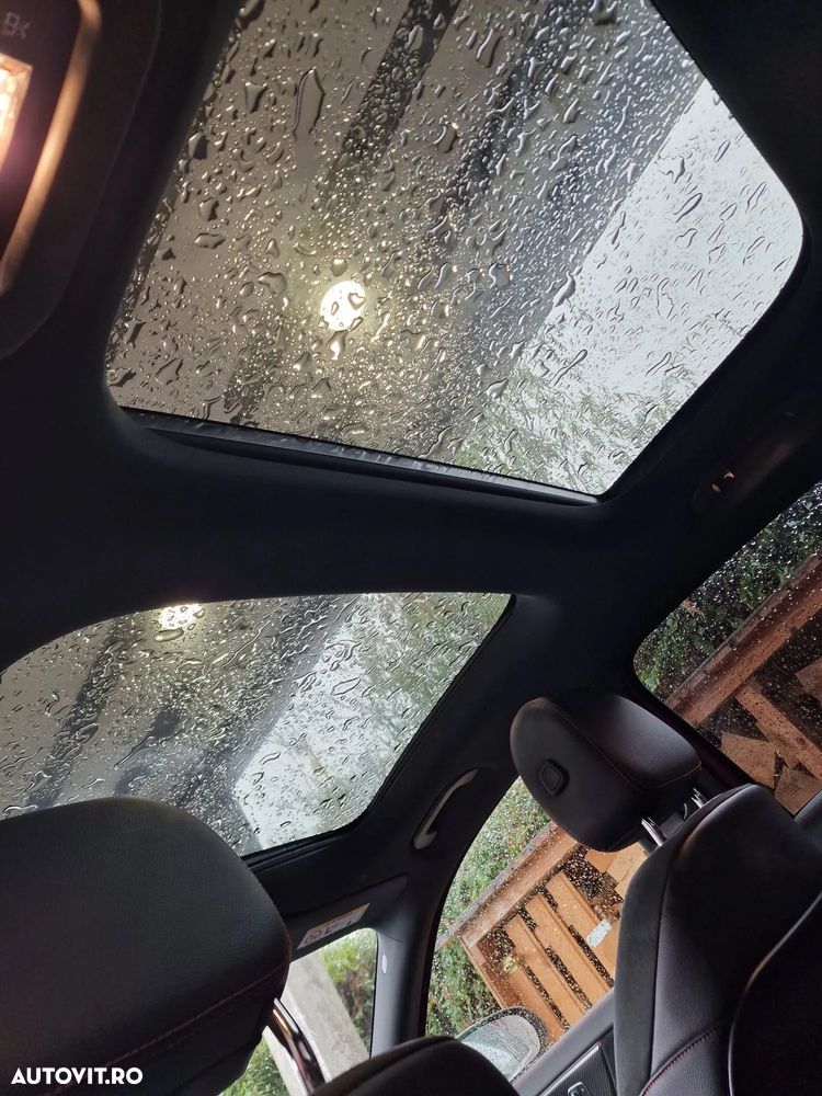 Mercedes-Benz GLA - 10