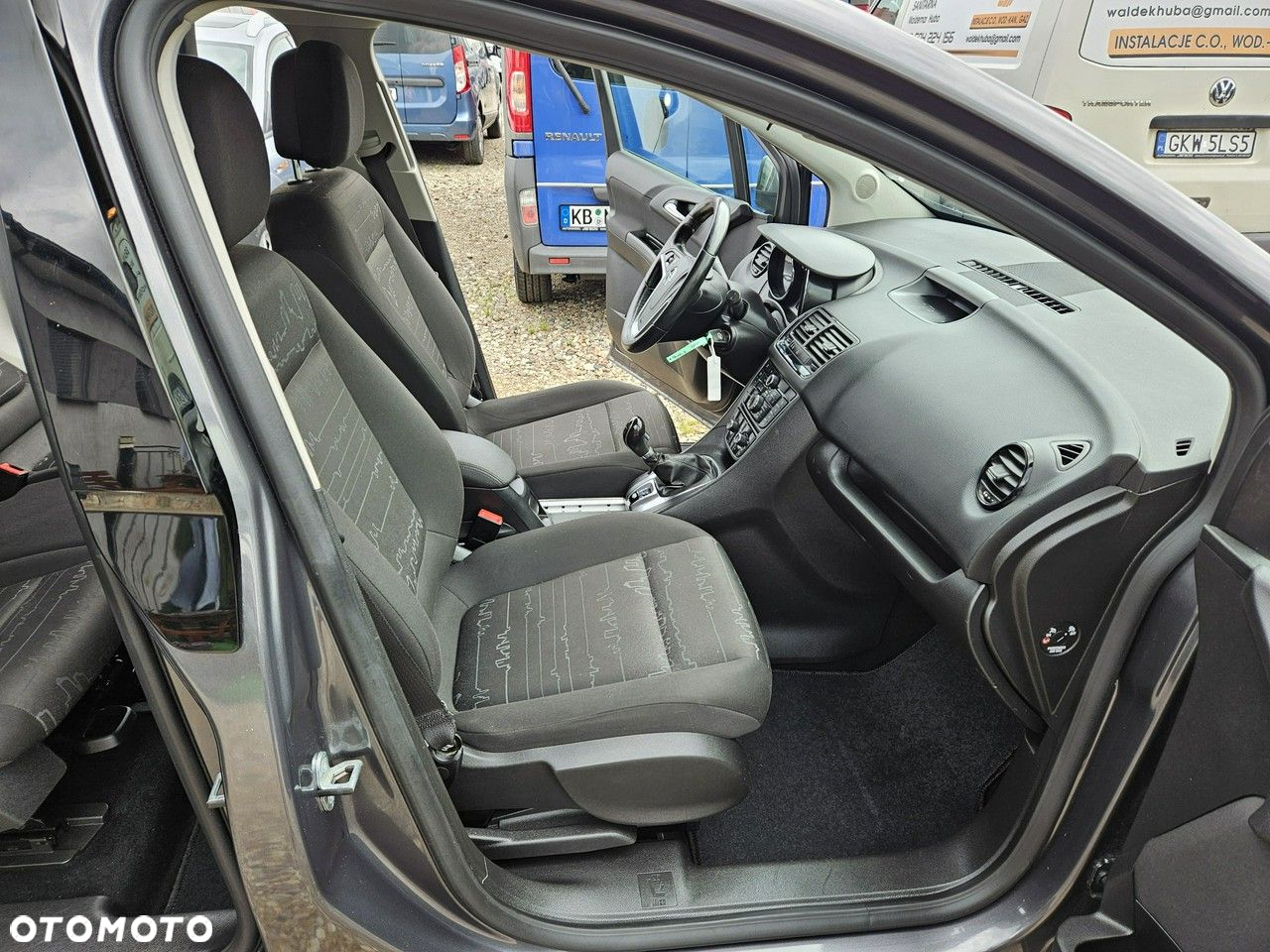 Opel Meriva - 10