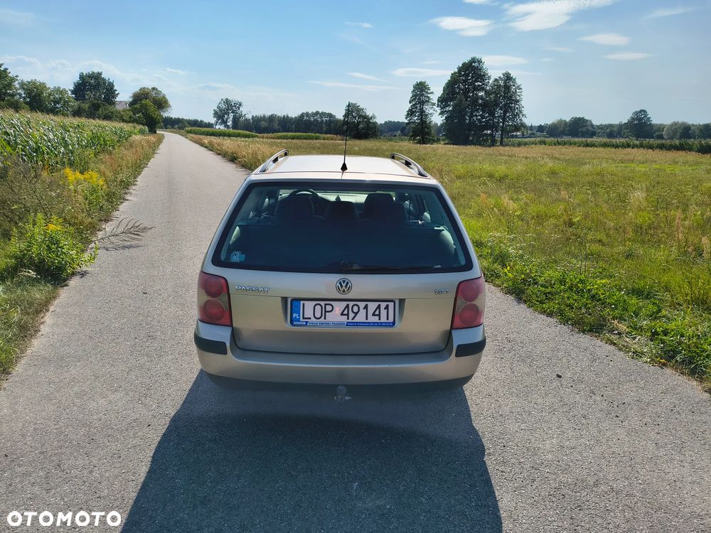 Volkswagen Passat 1.8T Comfortline - 3